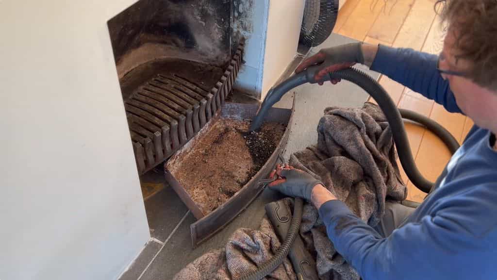 Prijs schoorsteenvegen Twente schouw reinigen Prijs schoorsteenvegen Twente schouw reinigen